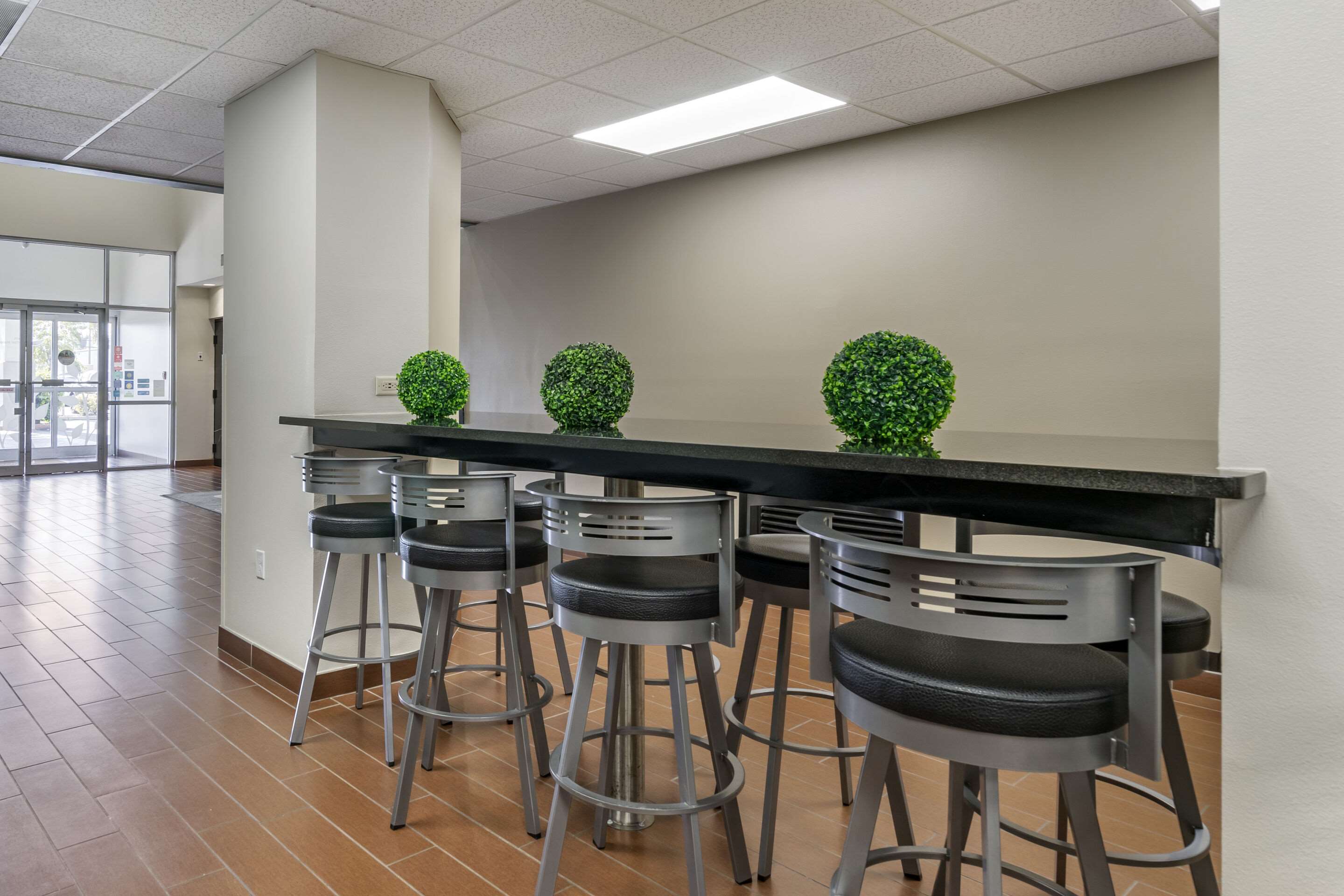 Breakfast area | Sleep Inn Clearwater - St Petersburg