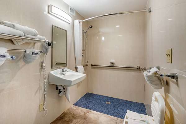  - Quality Inn & Conference Center Tampa - I-75, Exit 257