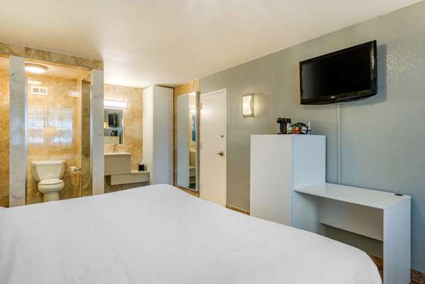  - Quality Inn & Conference Center Tampa - I-75, Exit 257