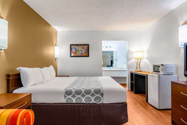  - Econo Lodge Crystal River