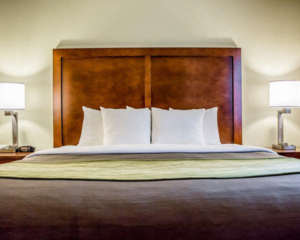 Suite - Comfort Inn Boatways Road Fort Myers - I-75, Exit 141