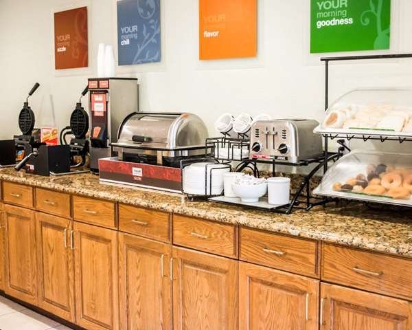 Amenities - Comfort Inn Boatways Road Fort Myers - I-75, Exit 141