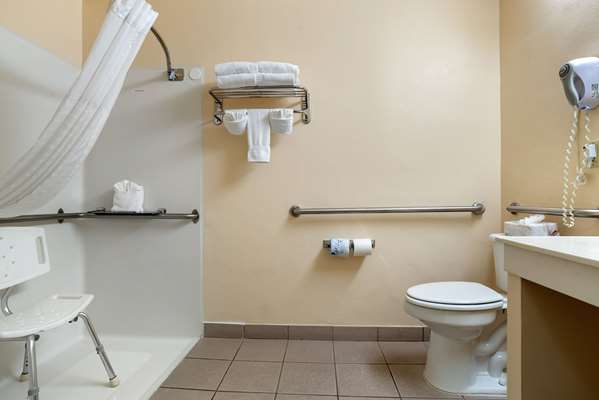  - Comfort Suites Airport Jacksonville - I-95, Exit 363
