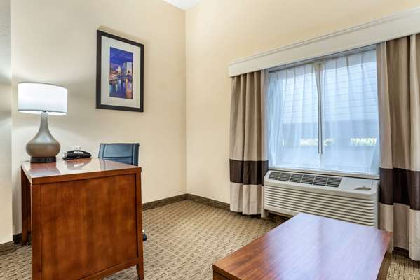 Suite - Comfort Suites Airport Jacksonville - I-95, Exit 363