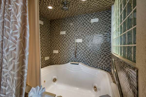 Suite - Comfort Suites Miami - FL Turnpike, Exit 23