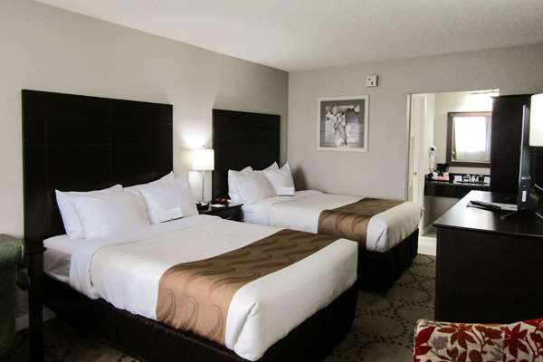 - Quality Inn & Suites by the Lake Kissimmee