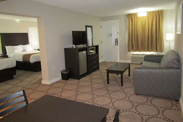 Suite - Quality Inn & Suites by the Lake Kissimmee