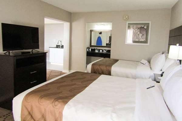 Suite - Quality Inn & Suites by the Lake Kissimmee