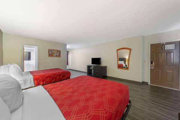  - Econo Lodge Hollywood
