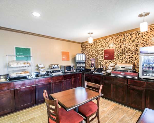 Amenities - Quality Inn Plant City - I-4, Exit 22