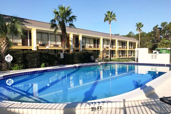 Pool - Econo Lodge Ormond Beach - I-95, Exit 273