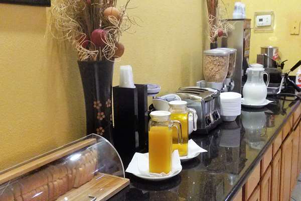 Amenities - Econo Lodge Ormond Beach - I-95, Exit 273