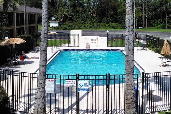 Pool - Econo Lodge Ormond Beach - I-95, Exit 273