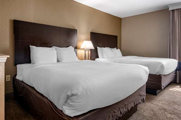 Suite - Comfort Inn Deland - I-4, Exit 114