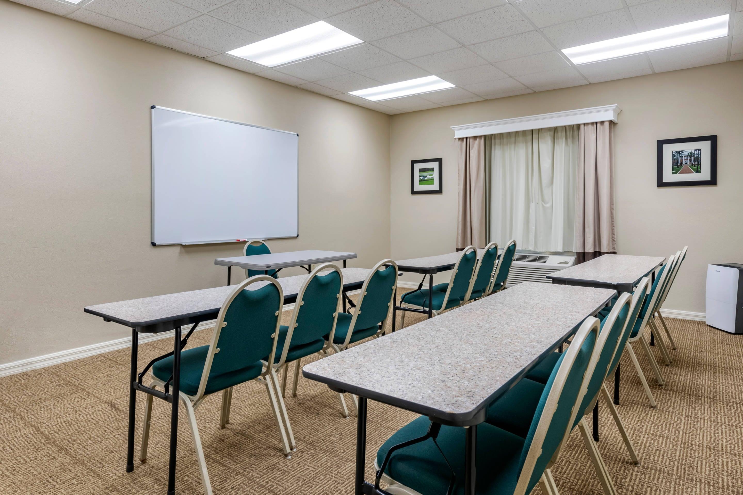 Meeting room | Comfort Inn & Suites DeLand - near University
