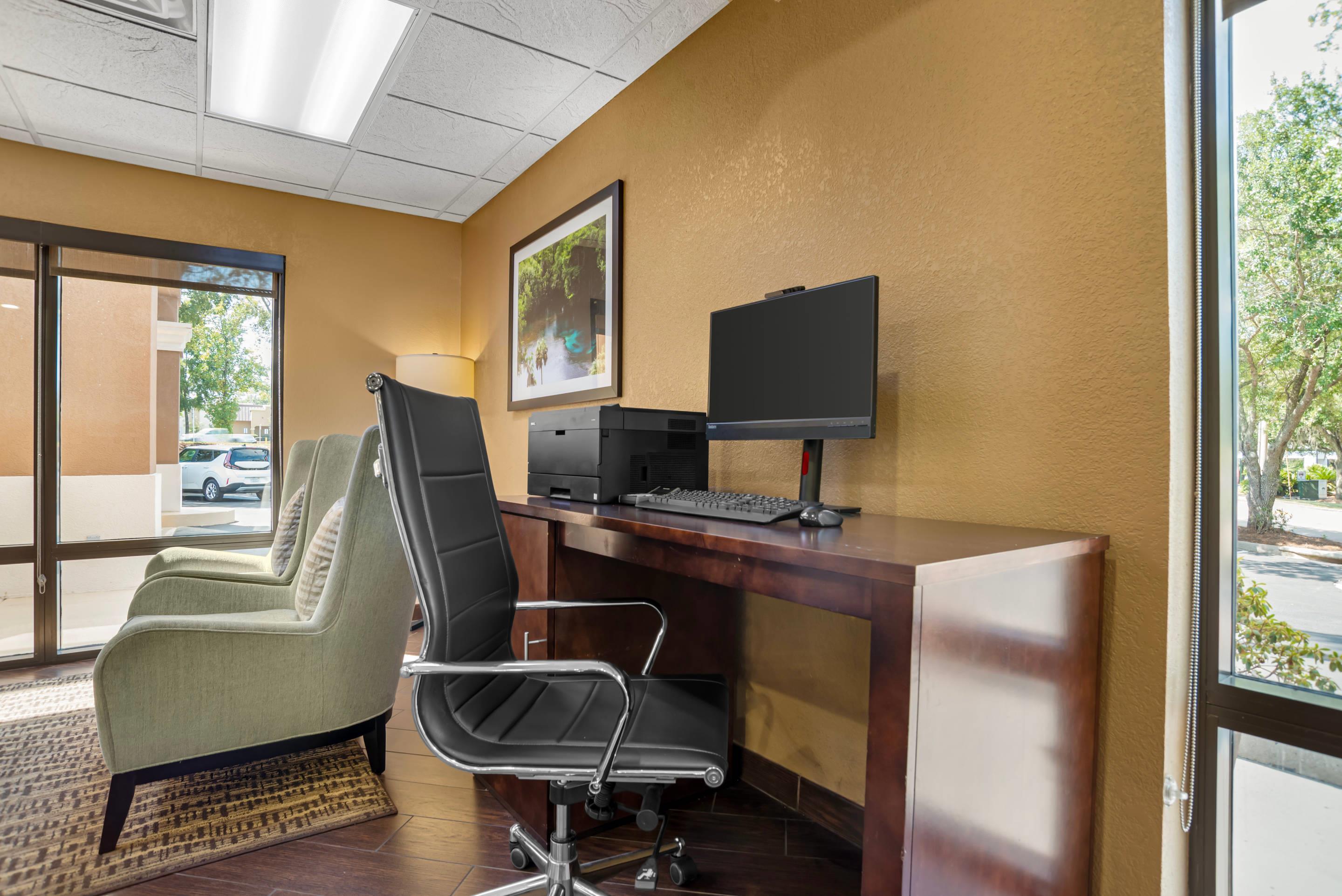 Business center | Comfort Suites Tallahassee Downtown