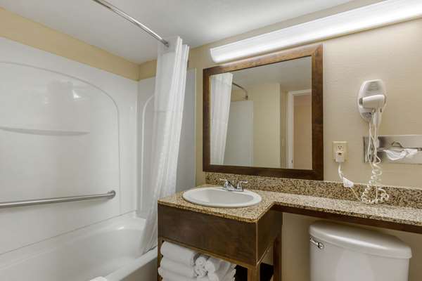  - Comfort Inn North St Petersburg