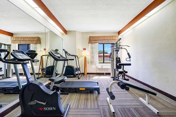 Fitness/ Exercise Room - Sleep Inn Leesburg