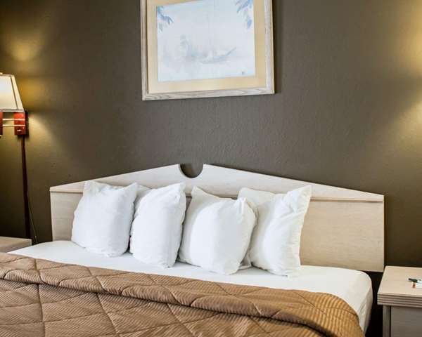 Suite - Quality Inn & Suites St. Augustine Beach