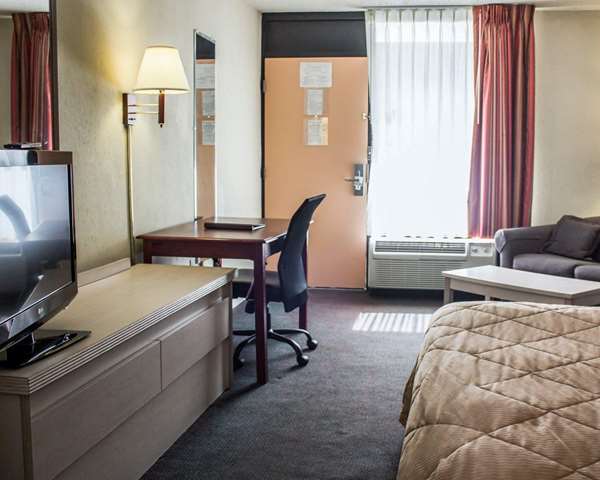 Suite - Quality Inn & Suites St. Augustine Beach