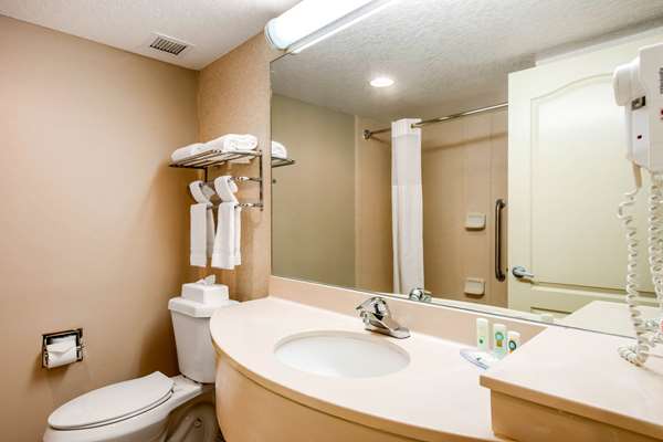  - Quality Inn & Suites Tarpon Springs