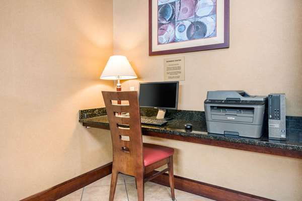 Conference Area - Quality Inn & Suites Tarpon Springs