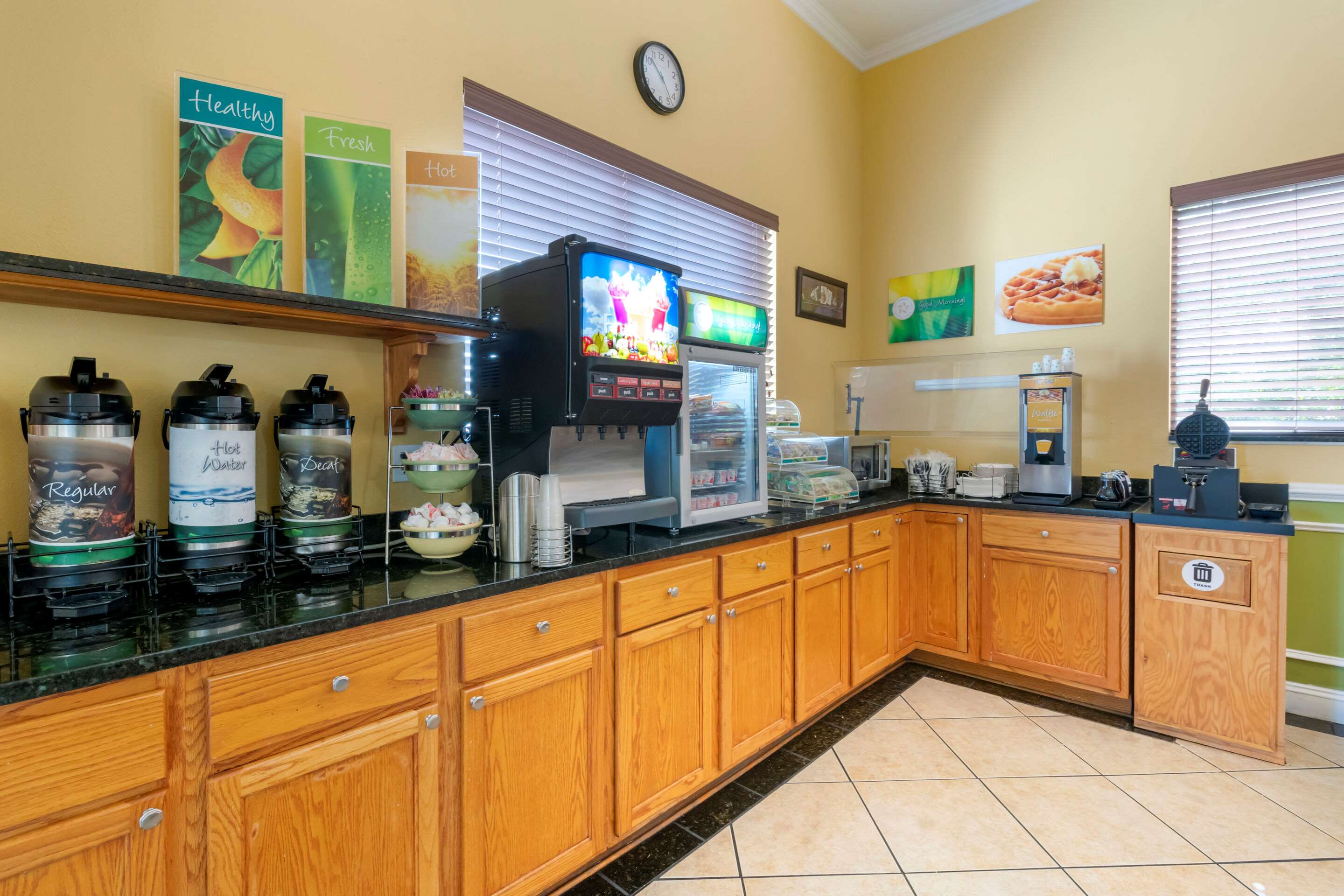 Breakfast counter | Quality Inn & Suites Mt Dora North