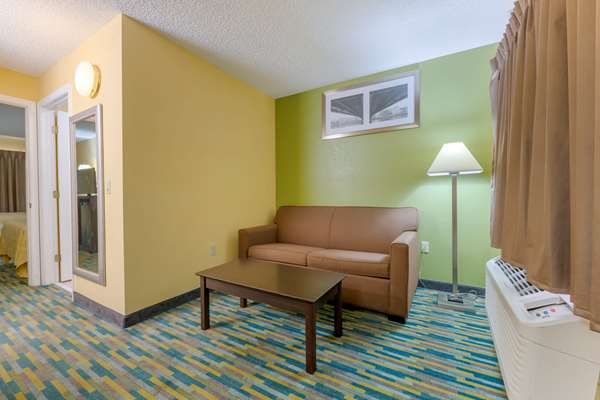 Suite - Quality Inn & Suites Mt Dora