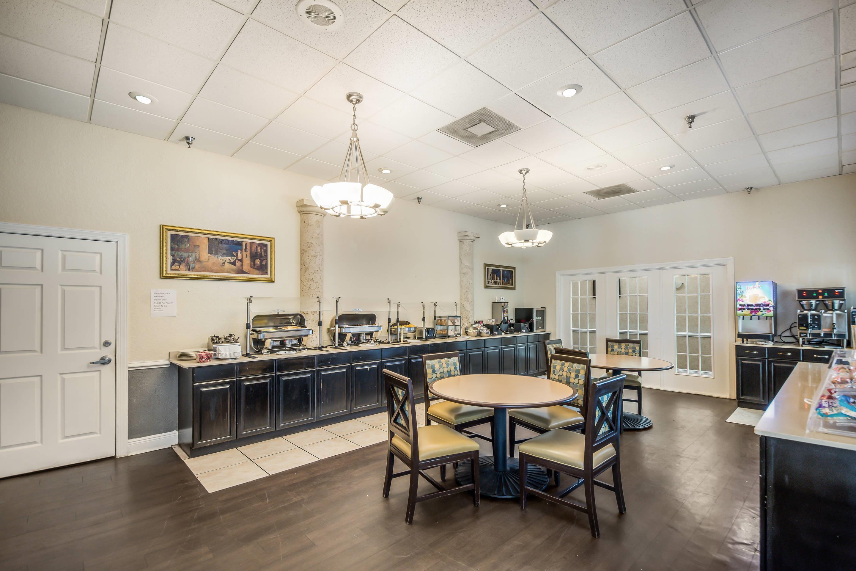 Breakfast area