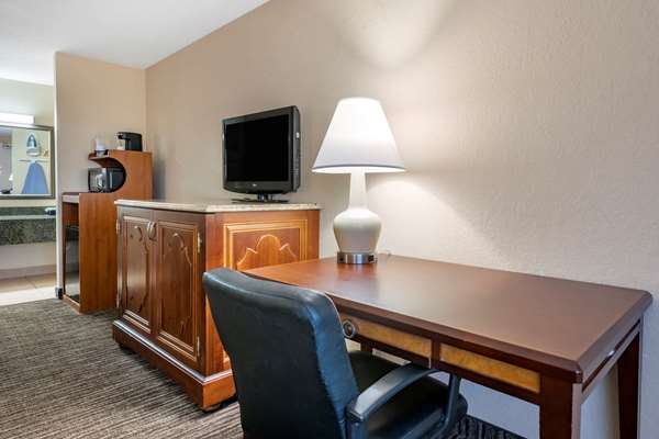  - Quality Inn Kennedy Space Center Titusville - I-95, Exit 215