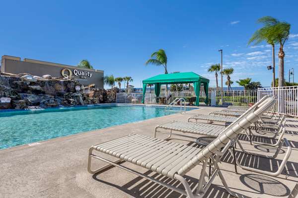 Pool - Quality Inn Kennedy Space Center Titusville - I-95, Exit 215