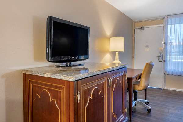  - Quality Inn Kennedy Space Center Titusville - I-95, Exit 215