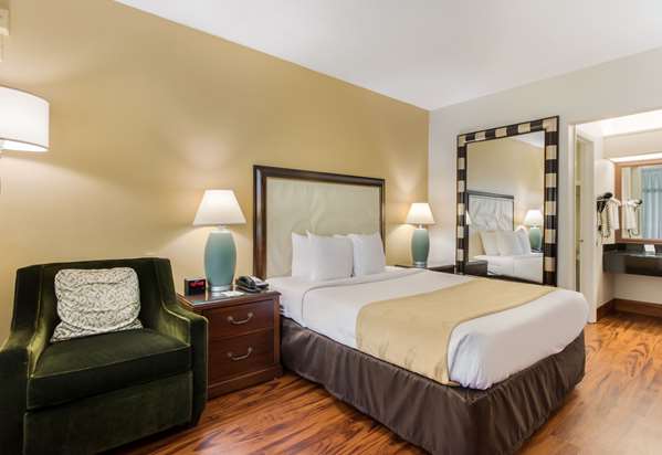  - Quality Inn Boca Raton