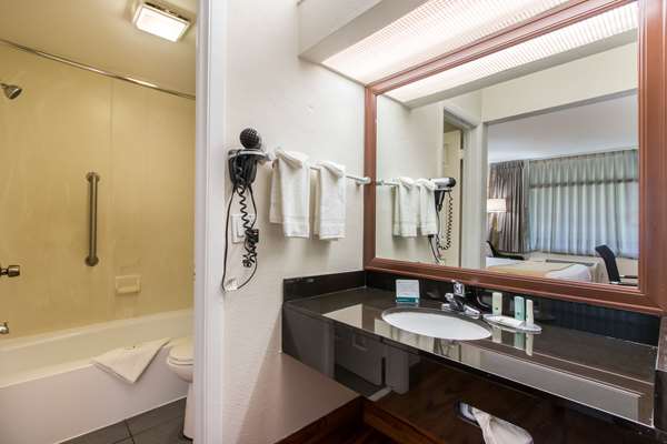  - Quality Inn Boca Raton