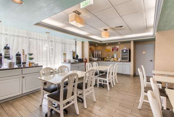 Amenities - Quality Inn Boca Raton