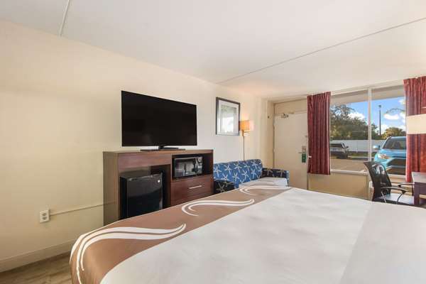 Suite - Quality Inn Bradenton