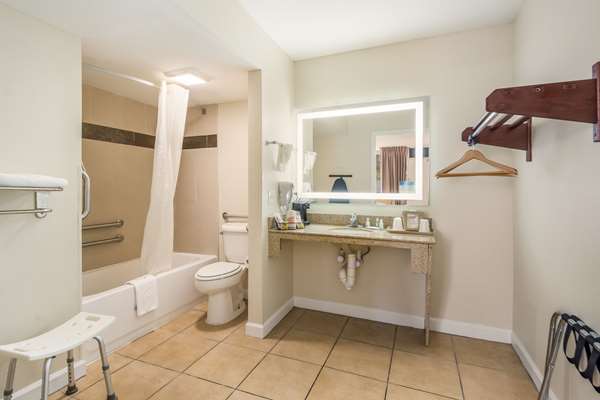  - Quality Inn Bradenton