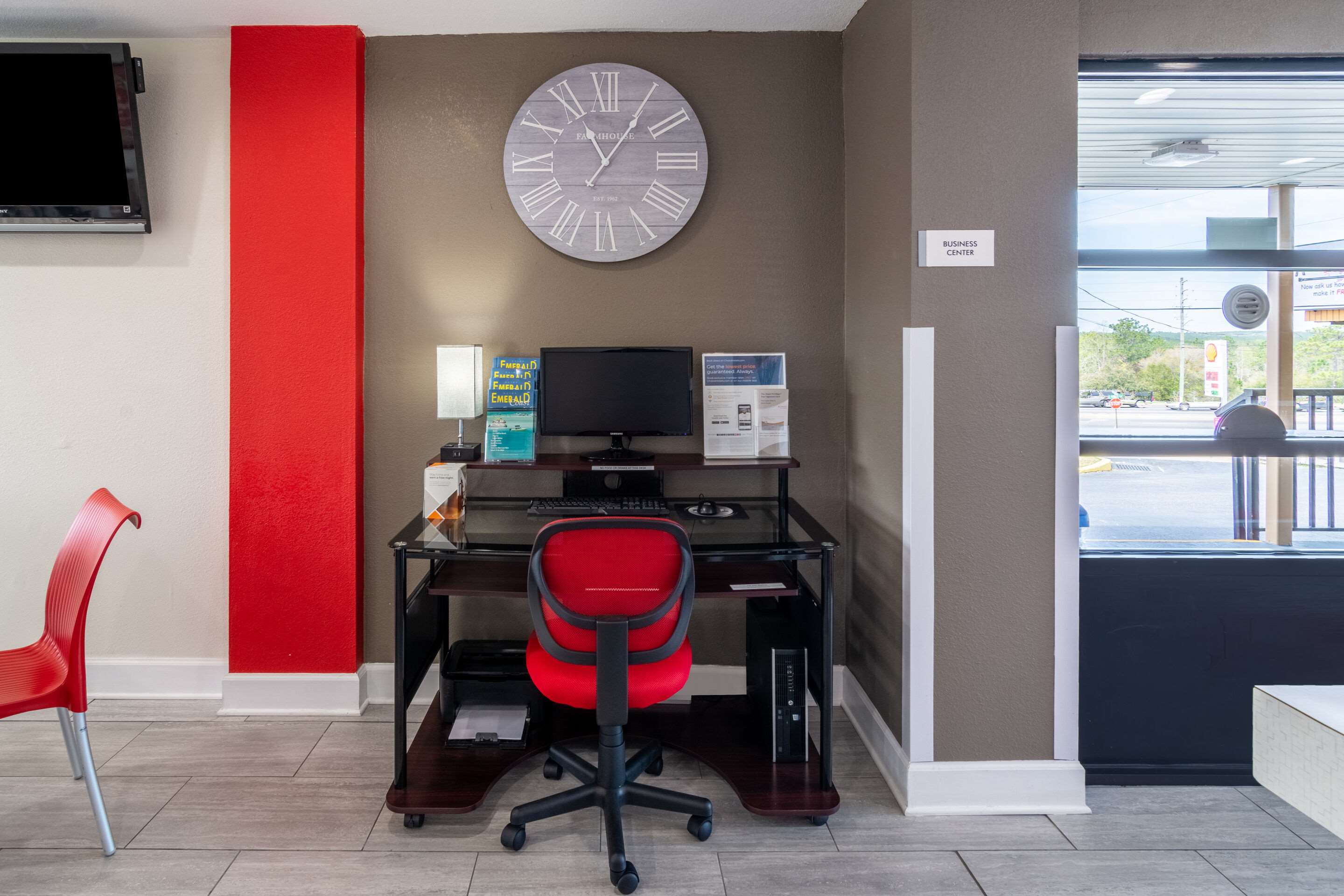 Business center | Econo Lodge Crestview