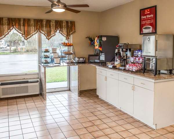 Amenities - Econo Lodge North Lake City - I-75, Exit 427