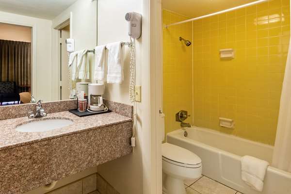  - Econo Lodge North Lake City - I-75, Exit 427