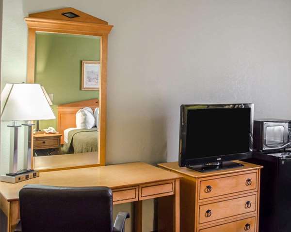  - Quality Inn Southwest Pensacola