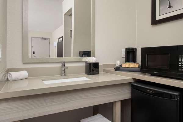  - Quality Inn Mayport Atlantic Beach