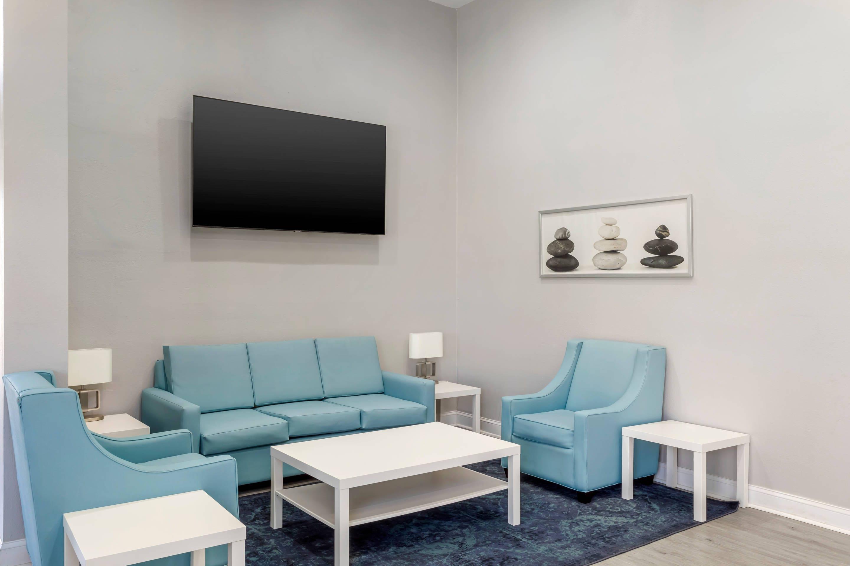Hotel lobby | Quality Inn University