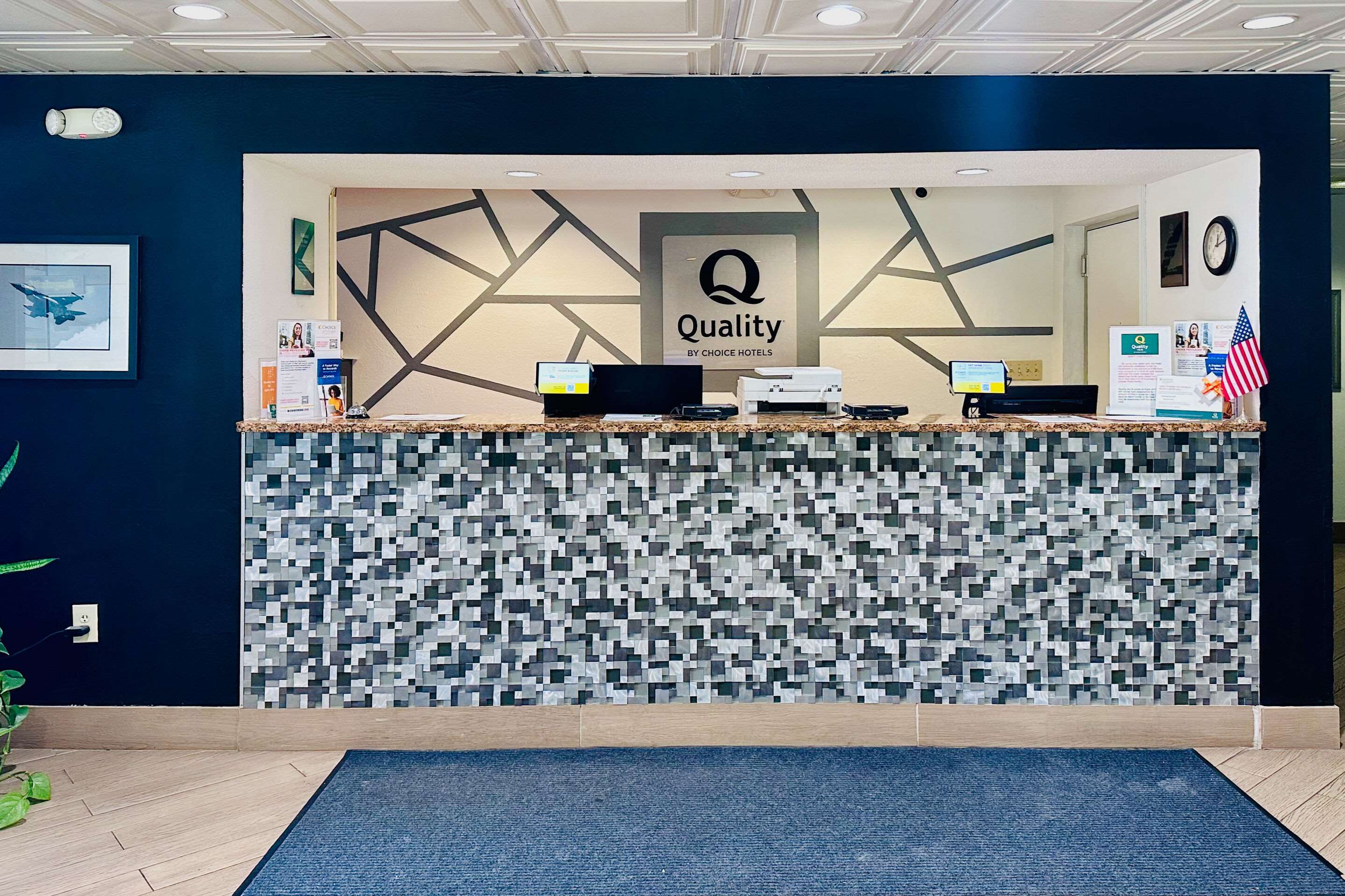 Front desk | Quality Inn At Eglin AFB