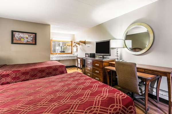  - Econo Lodge North Tallahassee