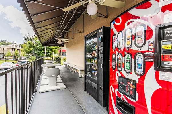  - Econo Lodge North Tallahassee