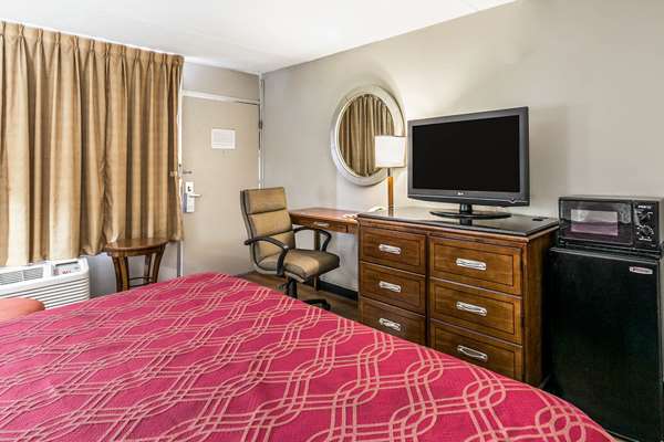 - Econo Lodge North Tallahassee