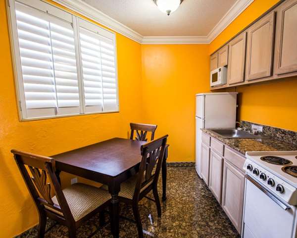  - Quality Inn & Suites on the Beach Ormond Beach