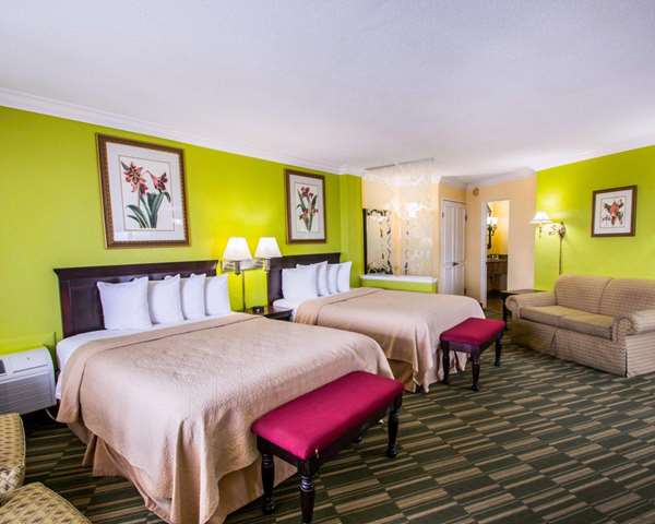 Suite - Quality Inn & Suites on the Beach Ormond Beach
