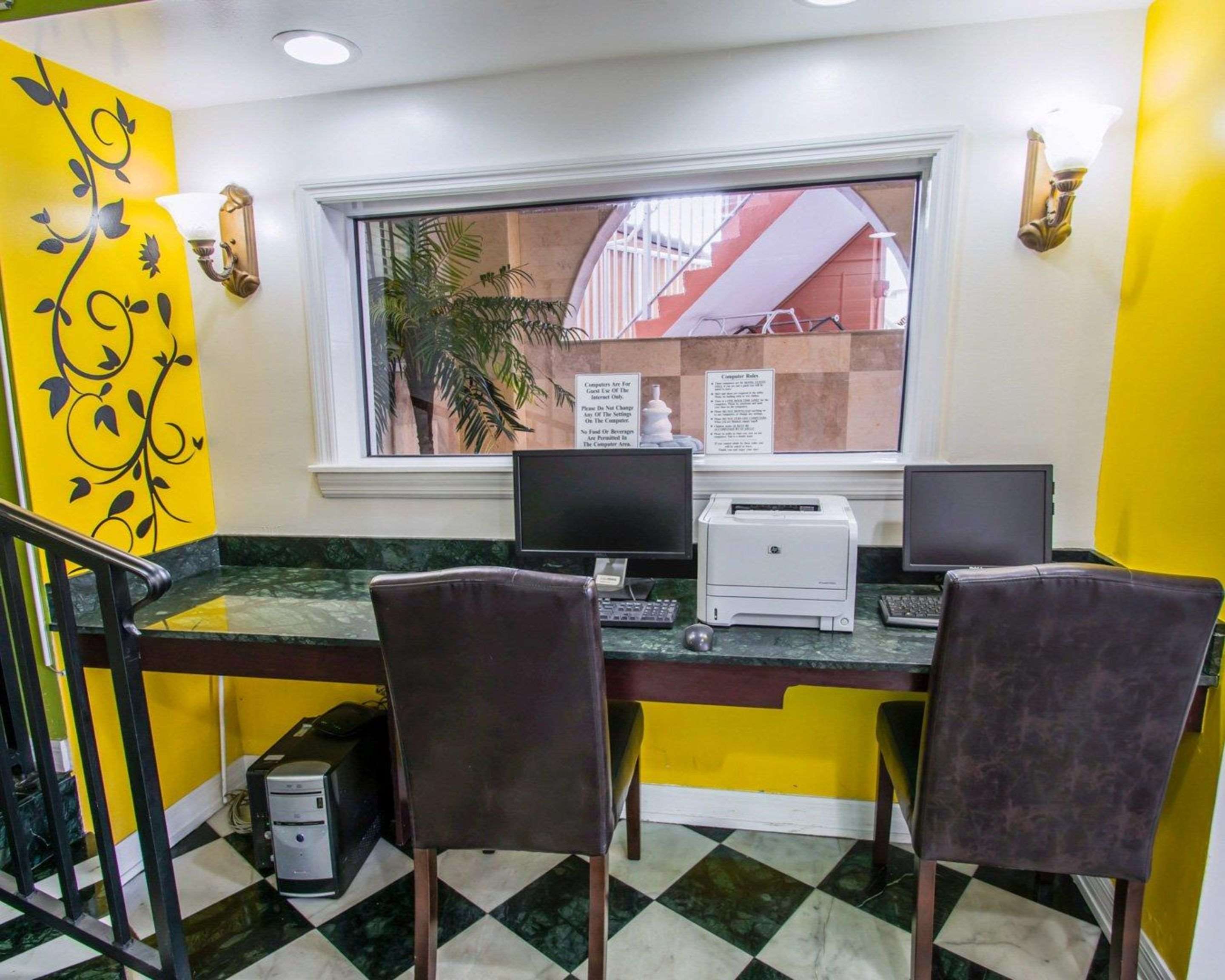 Business center with free wireless Internet access